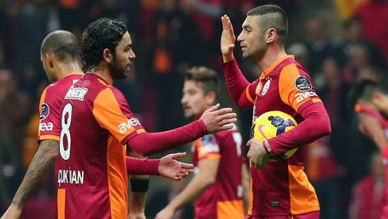 Selçuk ve Burak'a sözleşme ayarı