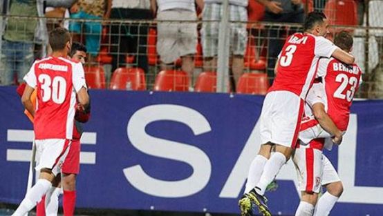Skenderbeu 4'te 4 yaptı