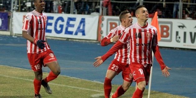 Skenderbeu kimdir?