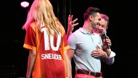 Sneijder'in formasına 13 bin lira