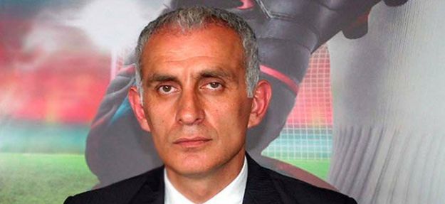 Şok ! Başkan kumar oynarken yakalandı !