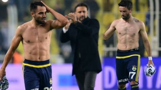 Taraftar sadece onları alkışladı!
