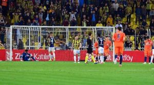 Medipol Başakşehir finalde!