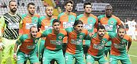 Alanyaspor 6 futbolcuyla yollarını ayırdı