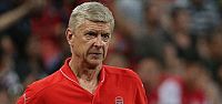 Arsene Wenger'e transferde açık çek!