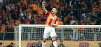 Avrupa Sneijder'i konuşuyor