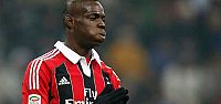 Balotelli Gidiyor!