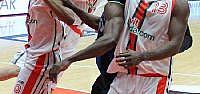 Banvit’Te Sakatlanan Simmons 1 Ay Yok