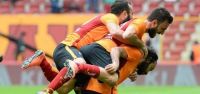 'Basın tribününe hareket yaptı'