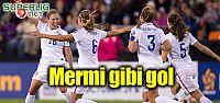 Bayan futbolcudan mermi gibi gol