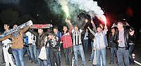 Beşiktaş Kayseri’De Meşale Ve Çiceklerle...