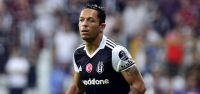 Beşiktaş’ta Adriano şoku!