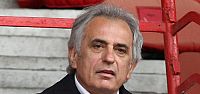 Cezayirliler Halilhodzic'i bırakmıyor!