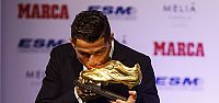 Cristiano Ronaldo altın ayakkabısını...