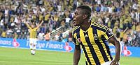 Emenike krizi büyüyor!