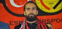 Erkan Zengin resmen Eskişehirspor'da