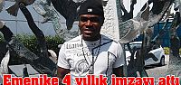 Fenerbahçe Emenike'ye 4 Yıllık imza attırdı