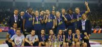 Fenerbahçe kupasını aldı.