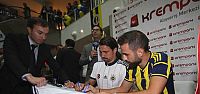 Fenerbahçe'den imza günü!