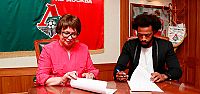 Fernandes, Lokomotiv Moskova'ya imza attı!