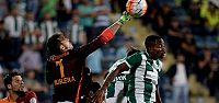 Fernando Muslera’ya kancayı taktılar