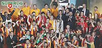 Galatasaray şampiyonluk kupasını aldı
