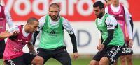 Gomez idmana katılamadı!