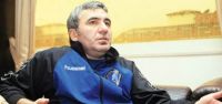 Hagi yıllık 4 milyonluk teklifi kabul...