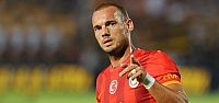 Hollanda Basını Sneijder'i kahraman ilan...
