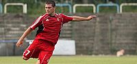 Kanseri yendi futbola döndü!