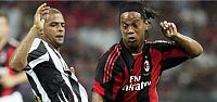 Melo Ronaldinho'yu getiriyor