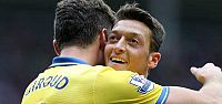 Mesut Gerçek Arsenal'li Oldu!