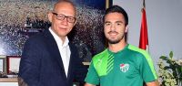 O futbolcunun sözleşmesi uzatıldı!