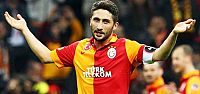 Sabri Galatasaray'ı ikiye böldü