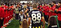 Şampiyon Fenerbahçe yine alkışlandı