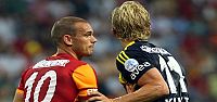 Sneijder ve Kuyt'a kötü haber