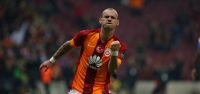 Sneijder’den o isme büyük fırça!