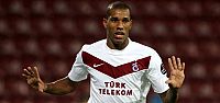Trabzonspor Emerson'nun sözleşmesini feshetti.