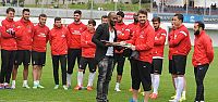 Trabzonspor Zokora'yı alkışlarla uğurladı