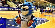 Türk Telekom Tweet'li Formayla Sahaya Çikti