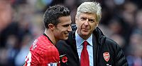 Wenger : Van Persie yönettiğim en iyi...