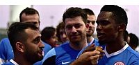 Yusuf Şimşek'ten Eto'o'ya övgü
