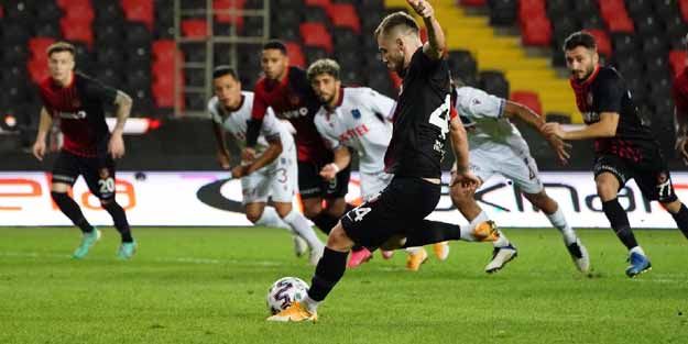 Trabzon 90+3'te galibiyeti kaçırdı