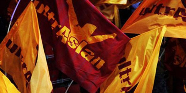 UltrAslan'dan istifa çağrısı