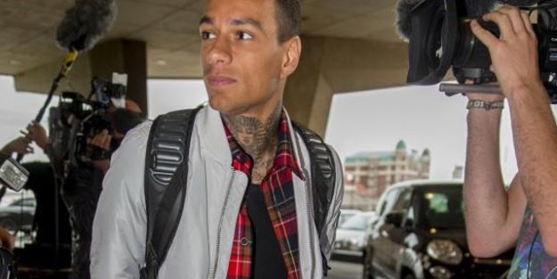 Van der Wiel Fenerbahçe'ye geliyor mu? Kararını verdi