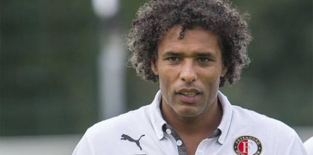 Van Hooijdonk: "Onu oynatmayın".