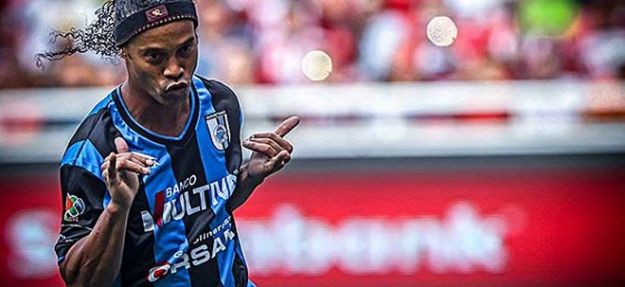 Ve Ronaldinho resmen açıkladı!