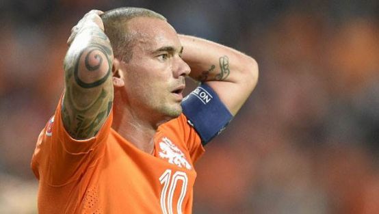 Yenilgi sonrası Sneijder çıldırdı!