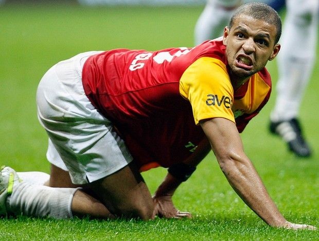 FELIPE MELO Felipe Melo, 'Başkan çocukça davranıyor. Her şeyi yaptım. Anlaşmaya varmıştık ama şartları 3 kez revize etmeye çalıştılar. Hayat devam ediyor.' demişti. Brezilyalı futbolcu daha sonra bu ve ilgili tüm mesajları hesabından sildi.