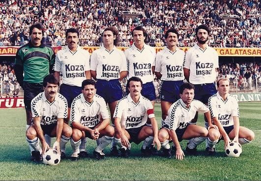 Sarıyer 1988-89   1988-1989 sezonunda Yugoslav Milan Ribar’ın teknik direktörlüğünde Türkiye 1.Ligi’ni 4.sırada bitiren Sarıyer. Soldan sağa Ayaktakiler: Yaşar Duran, Cengiz Güzeltepe, Selçuk Yula, Zoran Vorotovic, Tekin Çelik, Esat Bayram. Oturanlar: Yaşar Yiğit, Mustafa Yücedağ, Sercan Görgülü, Fikret Demirer, Feridun Alkan.